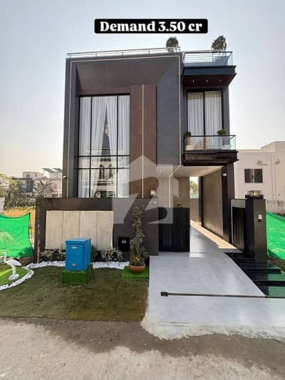 100 % Original Picture Defence 5 Marla Brand New Modren Design House For Sale 100 % Original Picture Defence 5 Marla Brand New Modren Design House For Sale