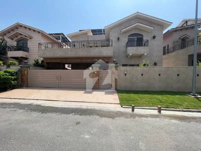 17 Marla House Fully Renovated Sector-F, Askari-10, Lahore Cantt 17 Marla House Fully Renovated Sector-F, Askari-10, Lahore Cantt