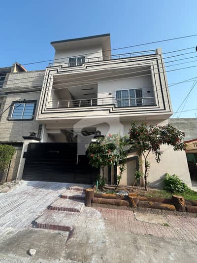 Corner Ideal House For sale In Snober City