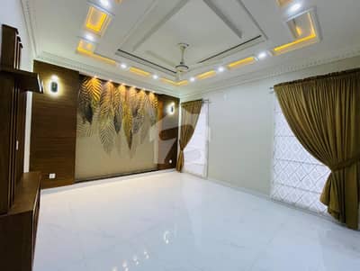 10 Marla House For Sale In Talha Block Bahria Town Lahore