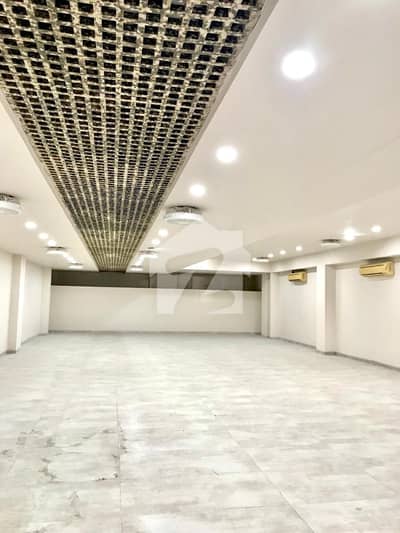 جی ۔ 6 مرکز جی ۔ 6,اسلام آباد میں 2 کنال Studio عمارت 32.0 لاکھ میں کرایہ پر دستیاب ہے۔