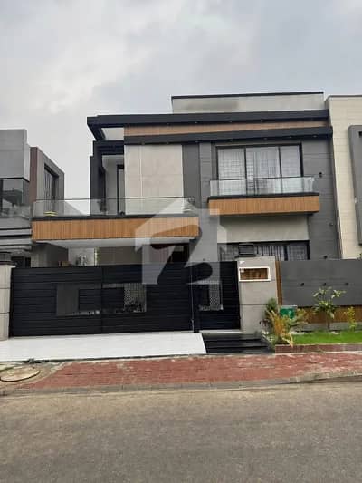 10 Marla Brand New Upper Portion Available For Rent,Janiper Block,Bahria Town Lahore
