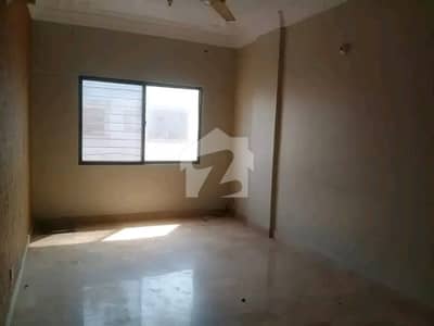 Bed DD Top Floor Flat For Rent - Phase 7 Sehar Commercial Line 10 - Corner Bungalow Facing Near Faizan-E-Islam Masjid