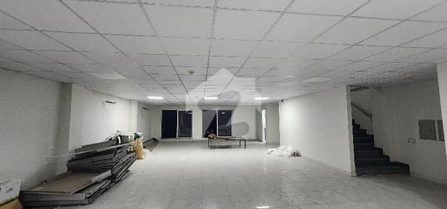 12 Marla Commercial Office Space