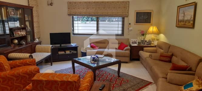 Nasim Najmi Designed 500 Yards Bungalow Is Available For Rent In DHA Phase 6