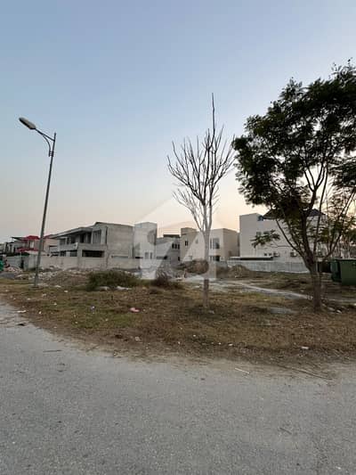 Plot No. 31 1 Kanal Residential Plot for Sale | Prime Location DHA Phase 5 Lahore
