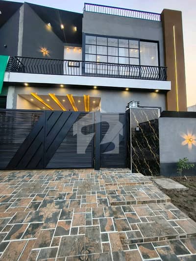 5 Marla beautiful luxury house for sale in Buch Villas Multan