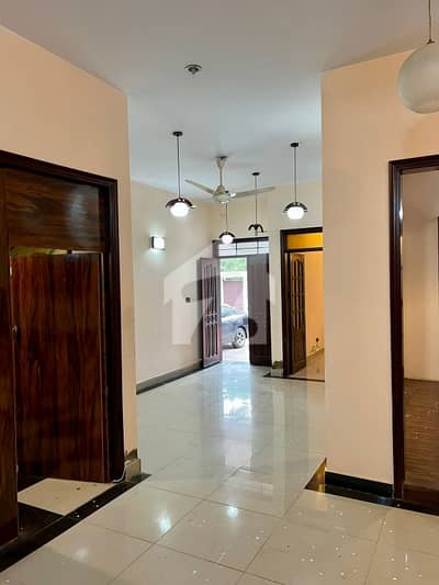 DHA LIKE NEW GROUND PORTION FOR RENT DHA LIKE NEW GROUND PORTION FOR RENT