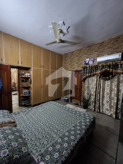 10 Marla Vvip House Corner Urgent For Sale