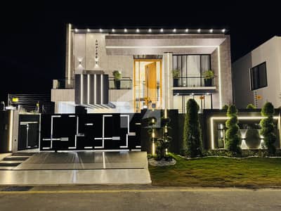 ڈی ایچ اے فیز 1 ۔ سیکٹر ایم ڈی ایچ اے فیز 1,ڈی ایچ اے ڈیفینس,ملتان میں 5 کمروں کا 1 کنال مکان 8.95 کروڑ میں برائے فروخت۔ ڈی ایچ اے فیز 1 ۔ سیکٹر ایم ڈی ایچ اے فیز 1,ڈی ایچ اے ڈیفینس,ملتان میں 5 کمروں کا 1 کنال مکان 8.95 کروڑ میں برائے فروخت۔