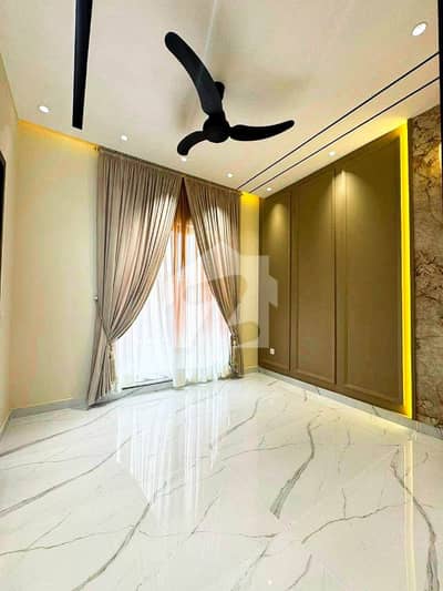 1 Bed Non-Furnished Apartment for Rent in Bahria Town Lahore