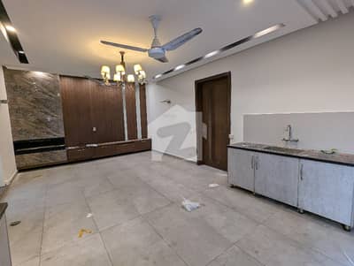 7- marala upper portion available fr rent in sector M-8