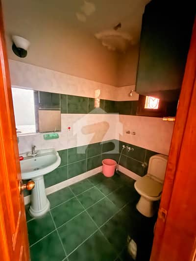BUNGALOW AVAILABLE FOR SALE VIP BLOCK 2 Gulistan e Jauhar Grond + 2 100 ft Road BUNGALOW AVAILABLE FOR SALE VIP BLOCK 2 Gulistan e Jauhar Grond + 2 100 ft Road