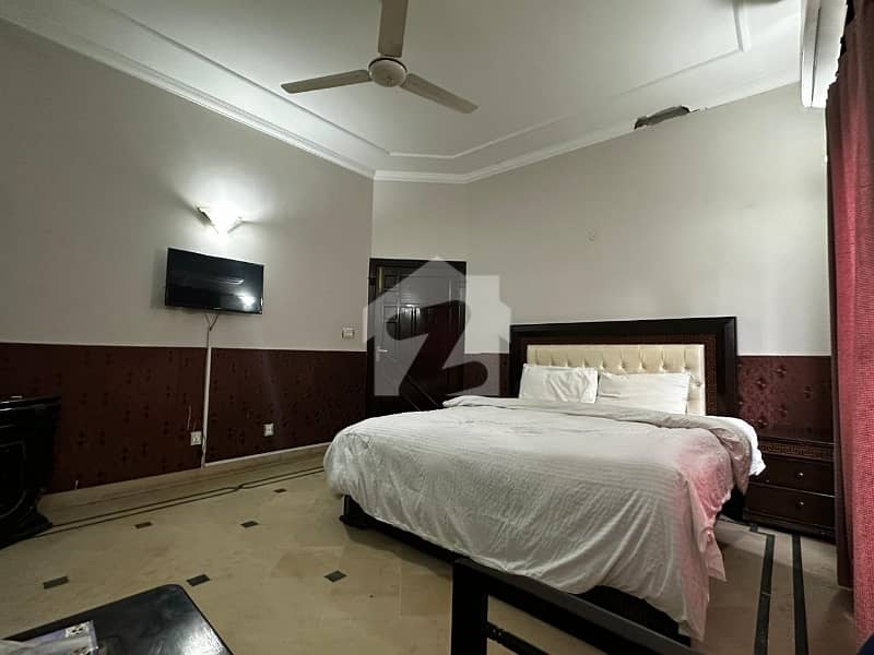 I 8 Female Room For Rent I 8 Female Room For Rent