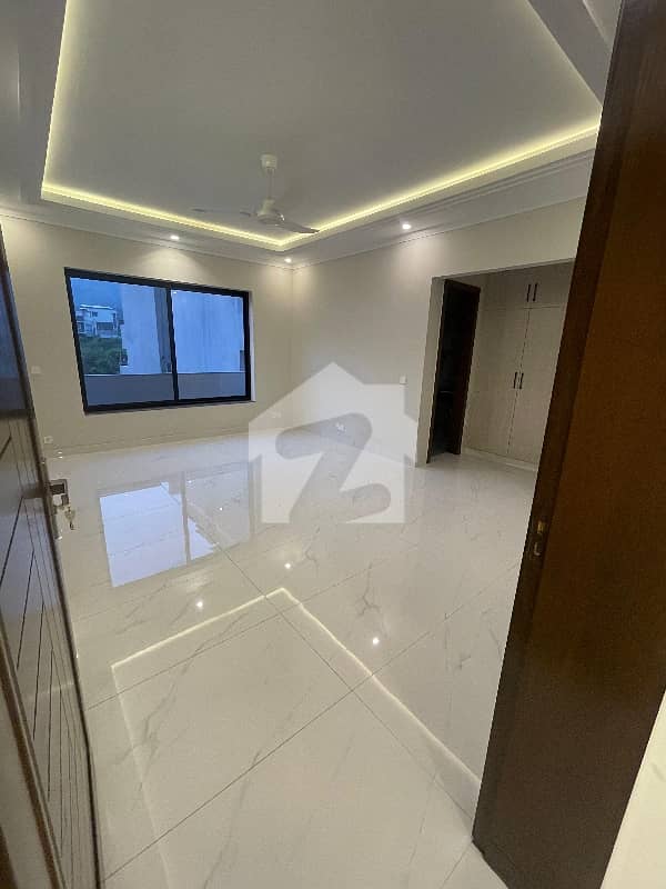 BEAUTIFUL LOCATION BRAND NEW HOUSE FOR SALE BEAUTIFUL LOCATION BRAND NEW HOUSE FOR SALE