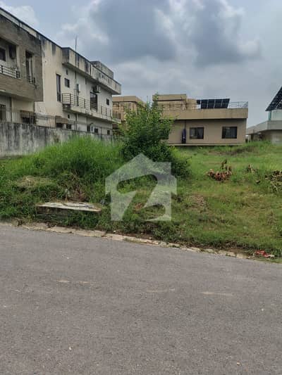 Next To Corner Plot For Sale In Naval Anchorage Block F Main Q Road