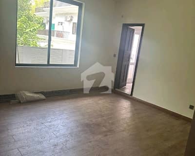 1 Kanal Upper Portion For Rent In F-10