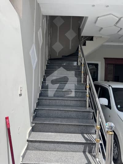 گارڈن ٹاؤن ملتان میں 4 کمروں کا 6 مرلہ مکان 1.43 کروڑ میں برائے فروخت۔