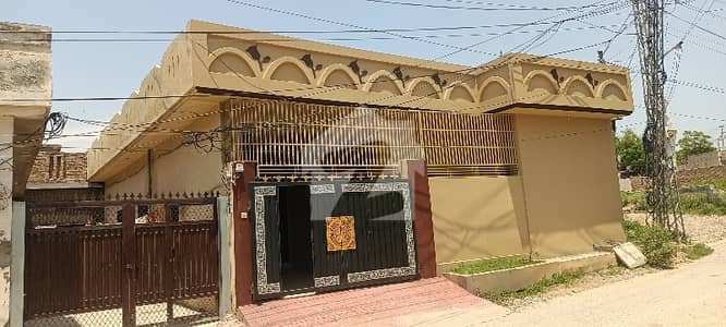 6 Marla house for sale in commercial line