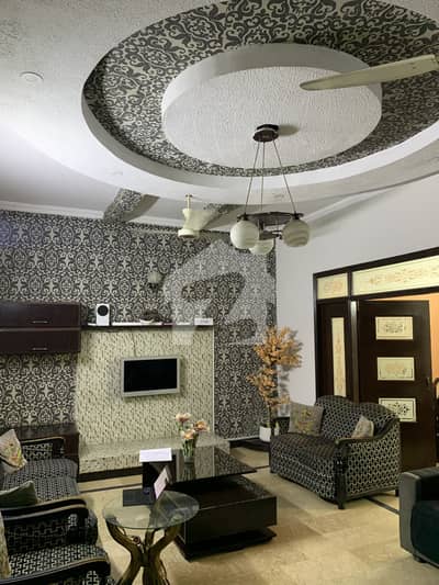 10 Marla Owner Build Single Story House For Sale