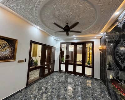 سٹی ہاؤسنگ سوسائٹی گوجرانوالہ میں 5 کمروں کا 10 مرلہ مکان 1.0 لاکھ میں کرایہ پر دستیاب ہے۔