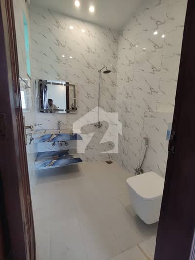 20 Marla Upper Portion Available For Rent In DHA Defence Phase 2