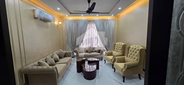 گولڈ کریسٹ مال اینڈ ریزیڈینسی ڈی ایچ اے فیز 4,ڈی ایچ اے ڈیفینس,لاہور میں 2 کمروں کا 5 مرلہ فلیٹ 3.9 کروڑ میں برائے فروخت۔ گولڈ کریسٹ مال اینڈ ریزیڈینسی ڈی ایچ اے فیز 4,ڈی ایچ اے ڈیفینس,لاہور میں 2 کمروں کا 5 مرلہ فلیٹ 3.9 کروڑ میں برائے فروخت۔