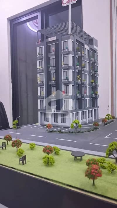 357 Scft Shope First Floor Facing Corner Park Commercial For Sale In One Year Instalment N Possation In 6 Month. Hot Location