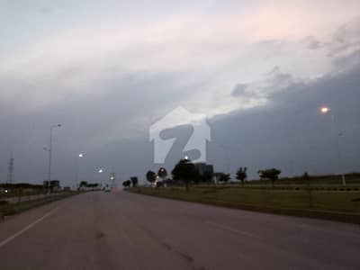 ڈی ایچ اے فیز 3 ۔ بلاک بی ڈی ایچ اے ڈیفینس فیز 3,ڈی ایچ اے ڈیفینس,اسلام آباد میں 2 کنال رہائشی پلاٹ 5.95 کروڑ میں برائے فروخت۔ ڈی ایچ اے فیز 3 ۔ بلاک بی ڈی ایچ اے ڈیفینس فیز 3,ڈی ایچ اے ڈیفینس,اسلام آباد میں 2 کنال رہائشی پلاٹ 5.95 کروڑ میں برائے فروخت۔