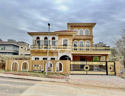 Brand new 6 bed double unit bungalow