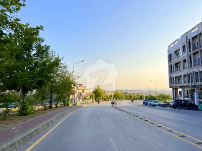 بحریہ ٹاؤن فیز 8 بحریہ ٹاؤن راولپنڈی,راولپنڈی میں 12 مرلہ رہائشی پلاٹ 1.49 کروڑ میں برائے فروخت۔ بحریہ ٹاؤن فیز 8 بحریہ ٹاؤن راولپنڈی,راولپنڈی میں 12 مرلہ رہائشی پلاٹ 1.49 کروڑ میں برائے فروخت۔