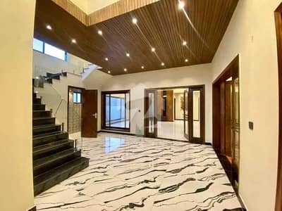 LUXURY BRAND NEW KANAL SINGLE UNIT 5 BED HOUSE WITH A+ QUALITY.