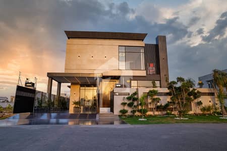 Near McDonald's 1 Kanal Brand New Modern Desgine Bungalow In DHA PHASE 7