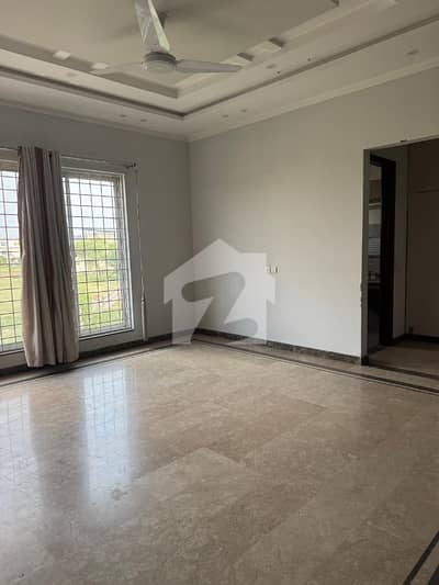 1 knal like a brandnew uper portion for rent in Awt ph 2 , 3 bed 1 kitchen tv lounge non gas lesco meter Separate 1 car space parking hit location