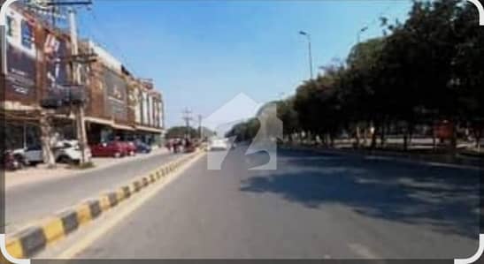 پی آئی اے ہاؤسنگ سکیم لاہور میں 1 کنال رہائشی پلاٹ 3.8 کروڑ میں برائے فروخت۔ پی آئی اے ہاؤسنگ سکیم لاہور میں 1 کنال رہائشی پلاٹ 3.8 کروڑ میں برائے فروخت۔