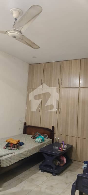10 MARLA HOUSE FOR RENT PAK BLOCK