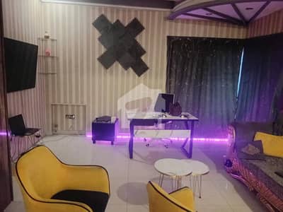 DHA ONE KANAL LOWER PORTION FACING PARK 3 BEDS SOLAR 10 KV UPPER LOCKED FOR RENT BY MASTER DEALS.