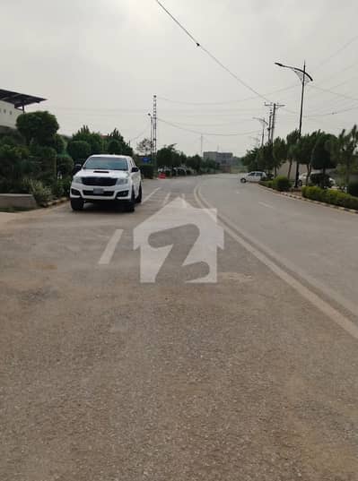 Plot for Sale in Royal Residencia