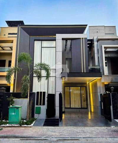 3 Years Installment Plan Luxury 1.5 Story 5 Marla Brand New House In Park View City Lahore 3 Years Installment Plan Luxury 1.5 Story 5 Marla Brand New House In Park View City Lahore