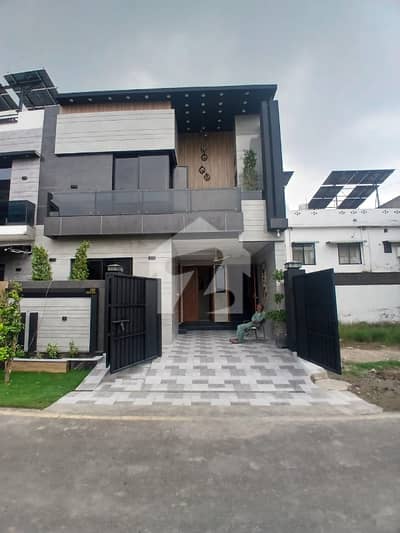 5 Marla Brand New House For Sale In Executive Block