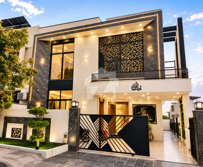 Designer 17 Marla Boulevard House For Sale