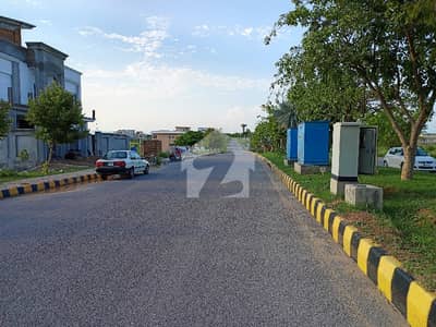 نیول اینکریج اسلام آباد میں 1 کنال رہائشی پلاٹ 2.75 کروڑ میں برائے فروخت۔