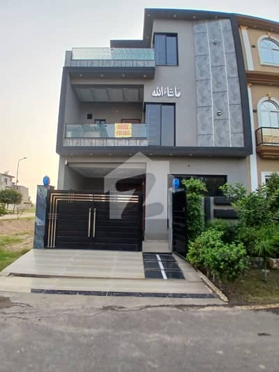 FIVE MARLA MODREN HOUSE FOR SALE
