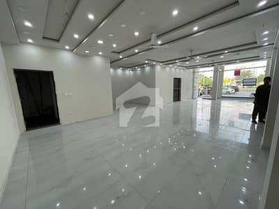 خیابانِ امین ۔ بلاک اے خیابانِ امین,لاہور میں 8 مرلہ Studio دکان 2.5 لاکھ میں کرایہ پر دستیاب ہے۔