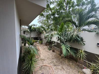 500 Square Yard House Available For Rent At DHA Phase 8 500 Square Yard House Available For Rent At DHA Phase 8