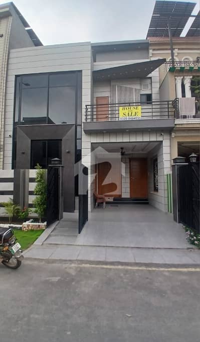 FIVE MARLA MODREN HOUSE FOR SALE