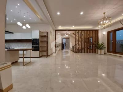 Luxury Villa 500 Yards Single-Storey House For Rent In DHA Phase 8 West Open Prime Location Fully Developed & Highly Desirable Area