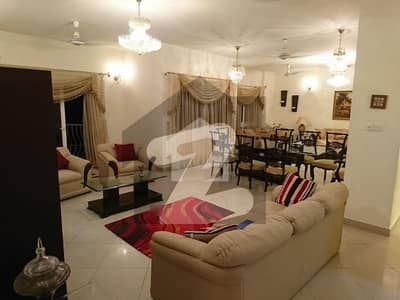 Get An Attractive House In Karachi Under Rs. 290000000