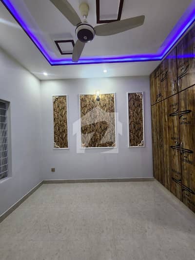 4MARLA LOWER PORTION AVAILABLE FOR RENT IN MILITARY ACCOUNT SOCIETY COLLEGE ROAD LAHORE