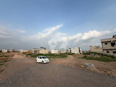 Gulberg Residencia Block V 7 Marla Solid Land Plot Available for Sale | Prime Location Gulberg Residencia Block V 7 Marla Solid Land Plot Available for Sale | Prime Location